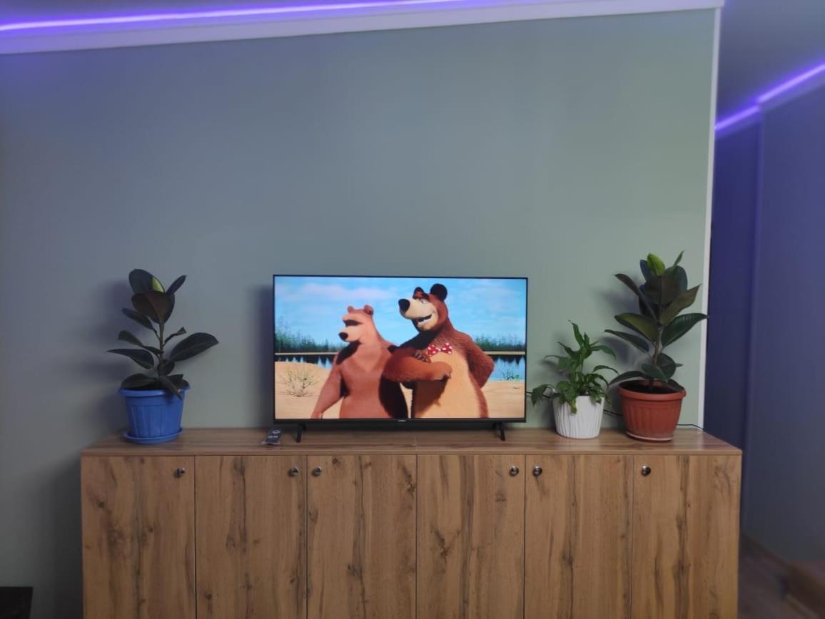 Hostel Nomad Алмати Екстер'єр фото