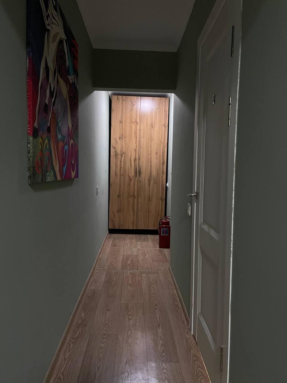 Hostel Nomad Алмати Екстер'єр фото